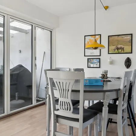 House With A Beautiful View Of The Sea And Bogo Stubbekøbing