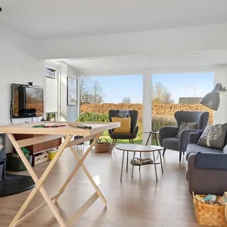 House With A Beautiful View Of The Sea And Bogo Feriehus Stubbekøbing